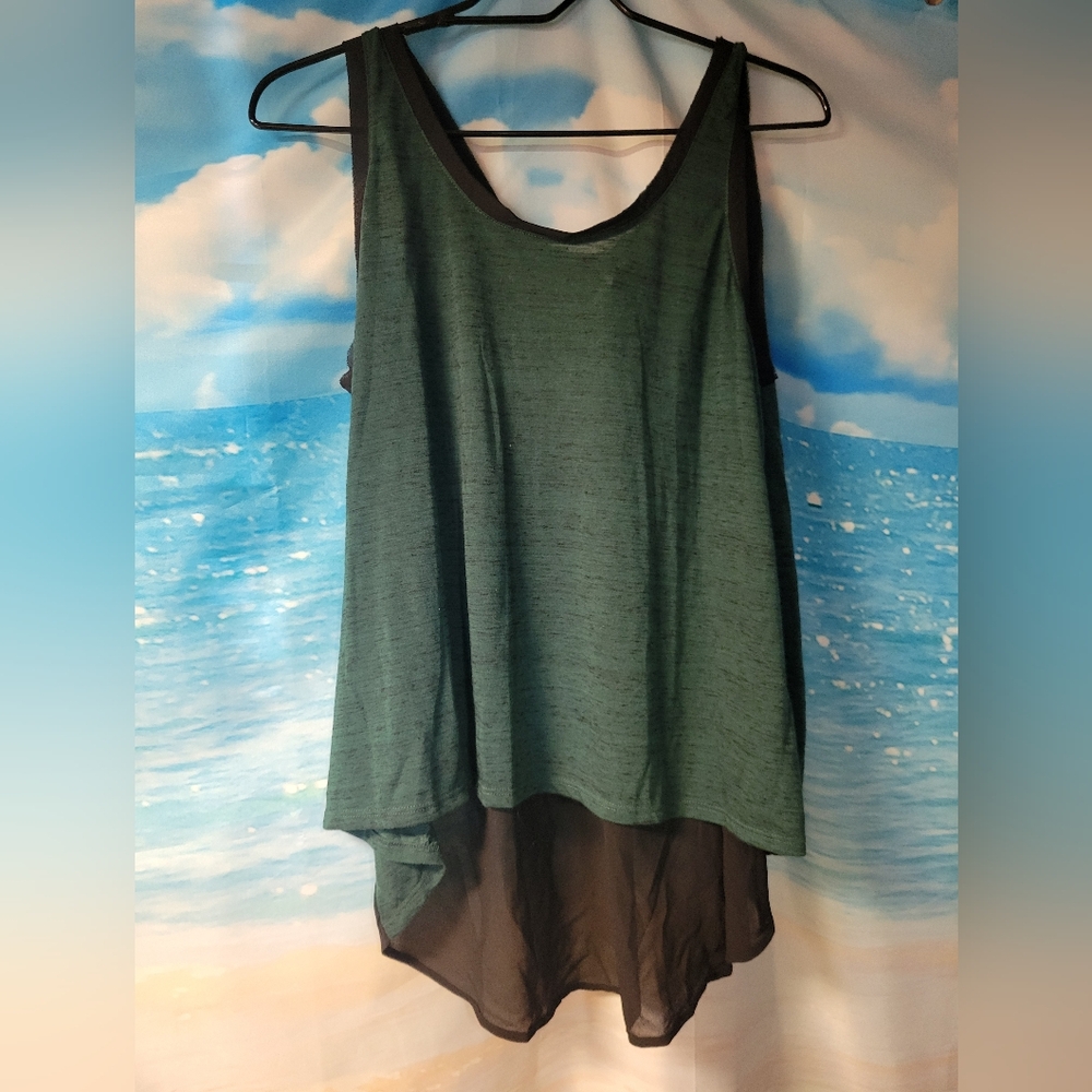 Love Cameron Los Angeles NWOT Anthropologie Green & Black Sheer Tank top size Sm